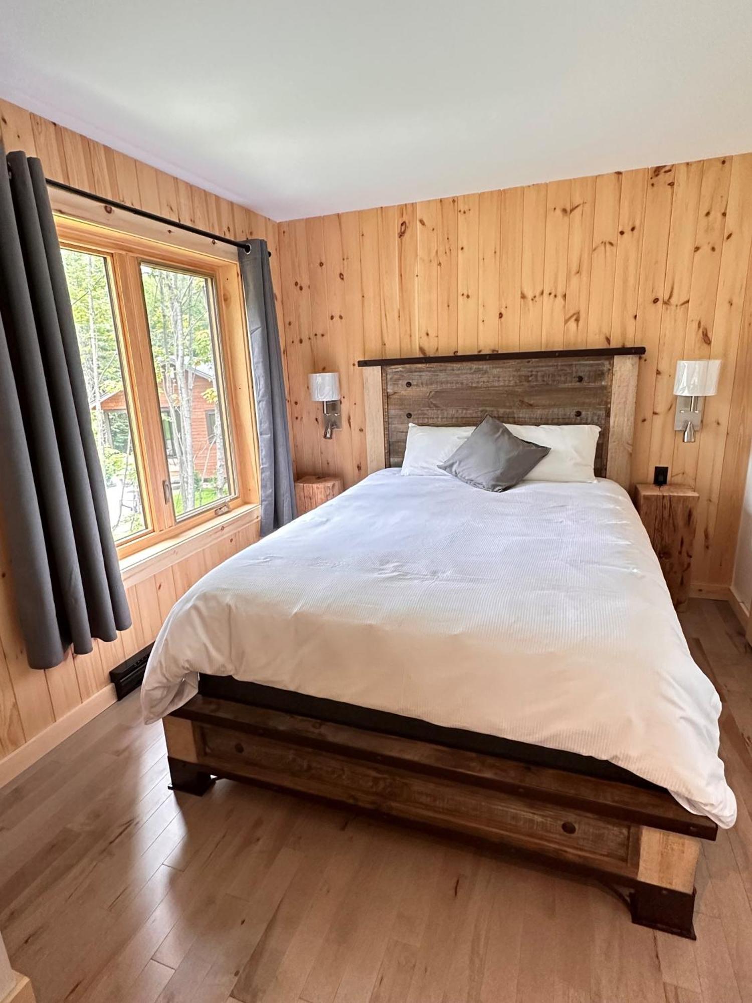 Le Grand R Hotel Saint-Donat-de-Montcalm Buitenkant foto