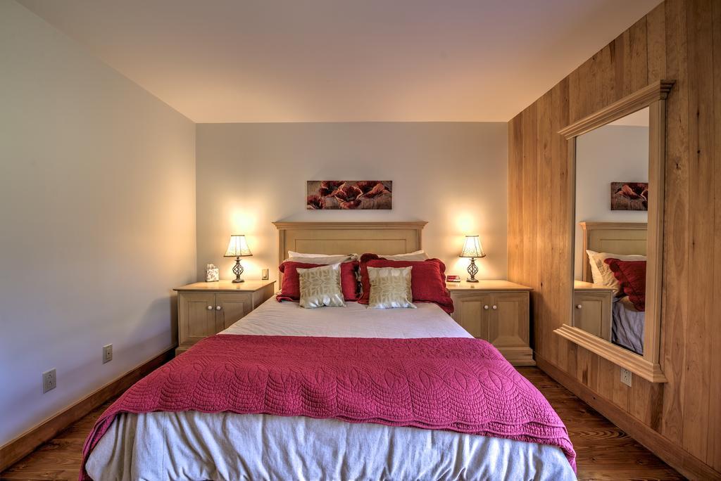 Le Grand R Hotel Saint-Donat-de-Montcalm Buitenkant foto