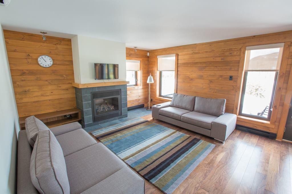 Le Grand R Hotel Saint-Donat-de-Montcalm Buitenkant foto